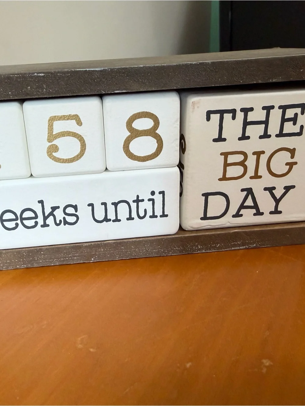 Mr & Mrs Countdown Block Sign - White and Gold